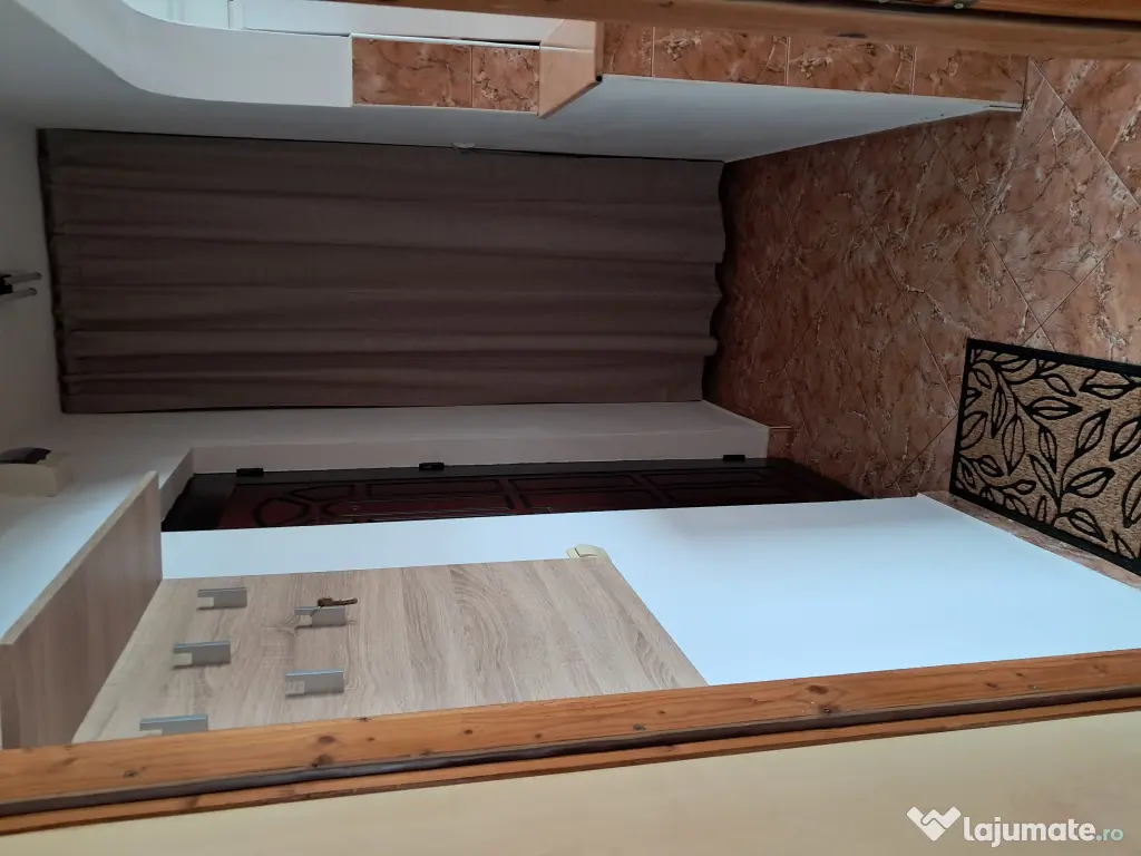 Garsoniera de inchiriat