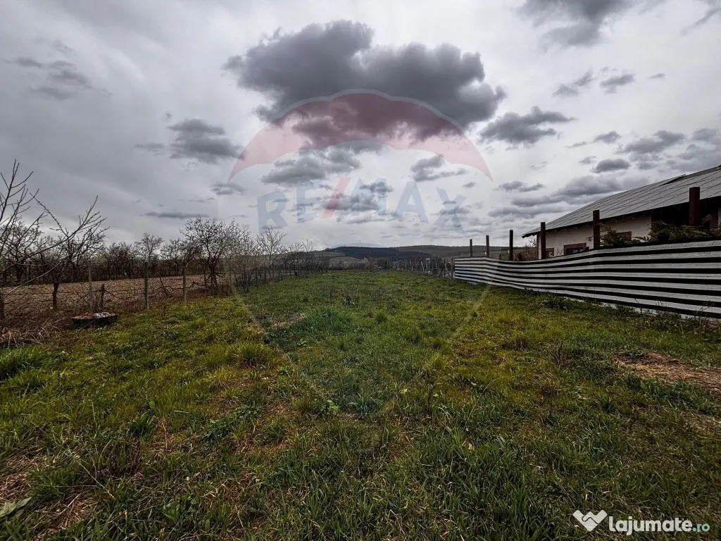 De vânzare teren intravilan 1,186mp Ineu -Strada Princip... 