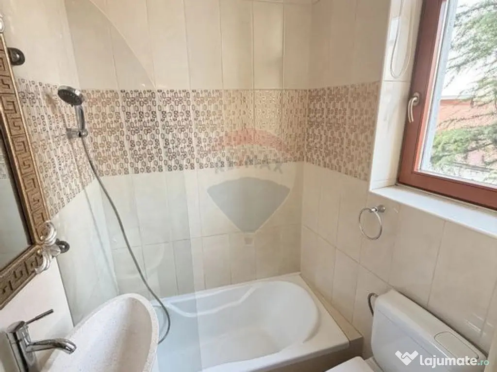 Casă / Vilă Individuală –Strada Ronda, București |D... 