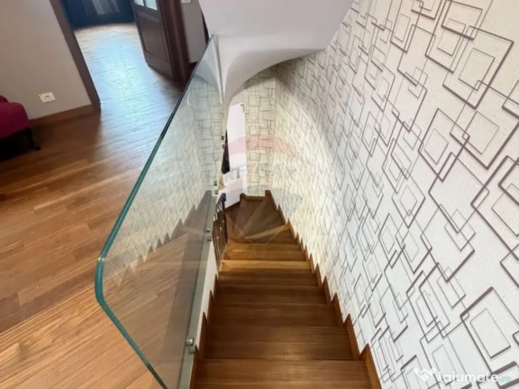 Casă / Vilă Individuală –Strada Ronda, București |D... 