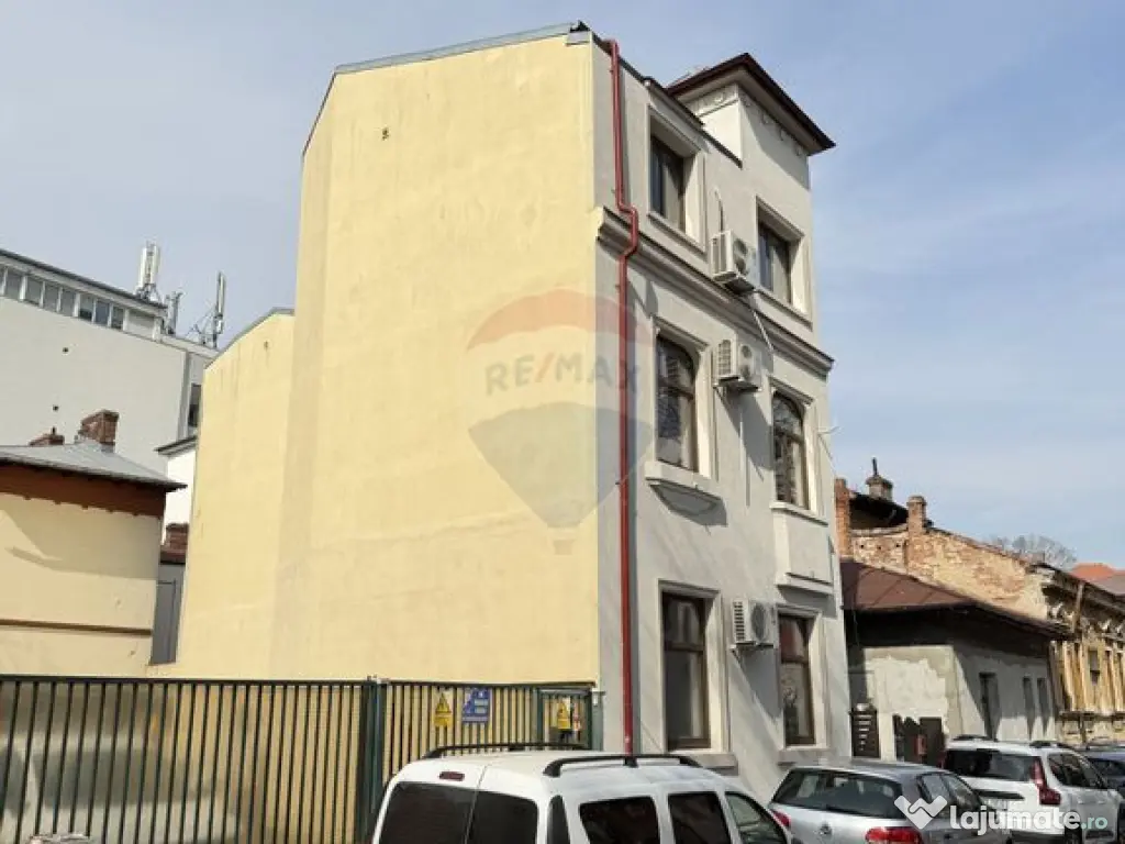 Casă / Vilă Individuală –Strada Ronda, București |D... 