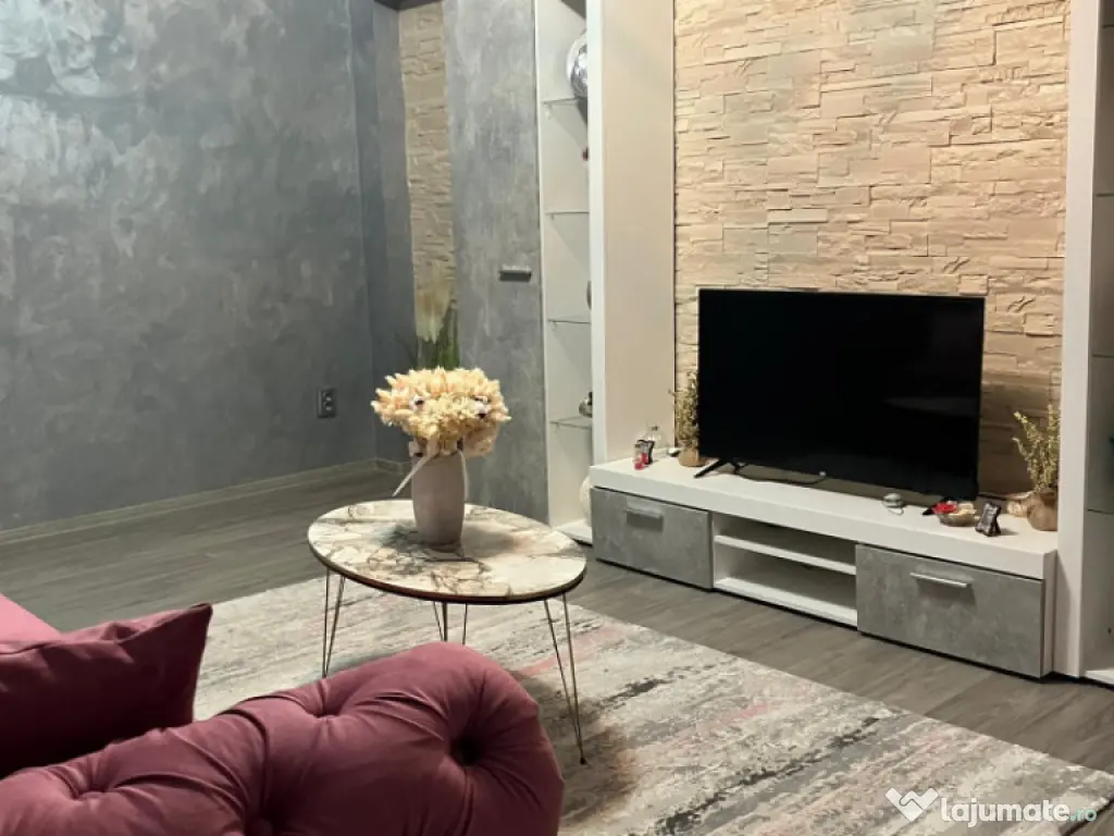 Apartament 2 camere decomandat, SEGARCEA 