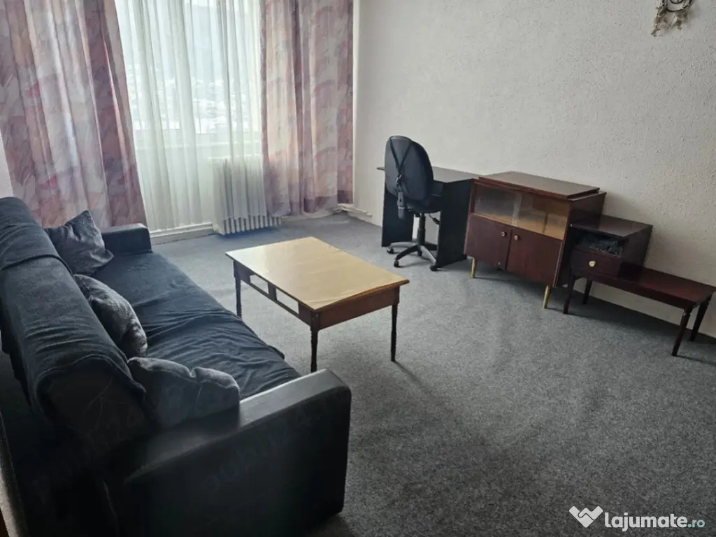 Apartament 3 camere, circular - zona Noua 