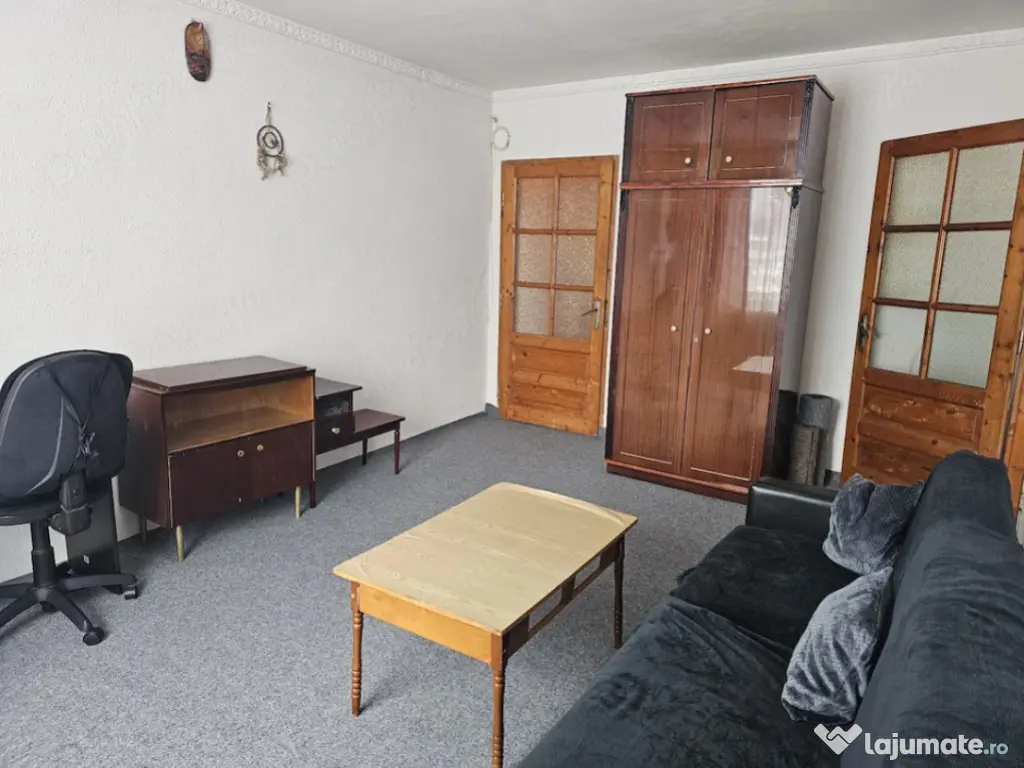 Apartament 3 camere, circular - zona Noua 