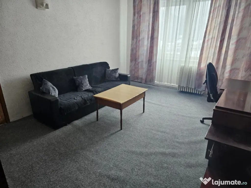 Apartament 3 camere, circular - zona Noua 
