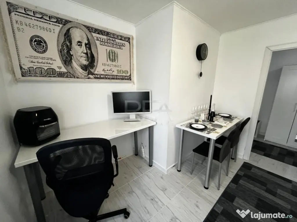 Apartament 3 camere 1 decembrie 1989 