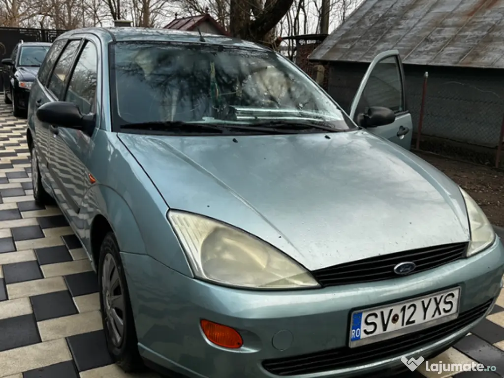 Dezmembrez Ford Focus
