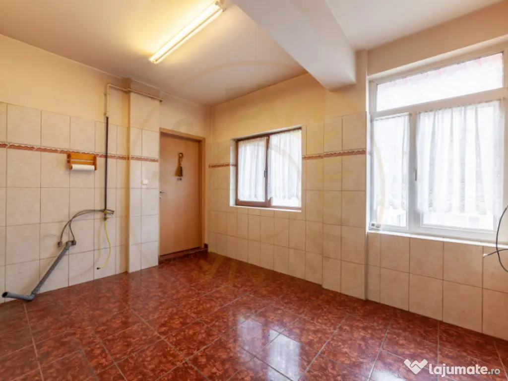 Gavana | 3 camere | Loc de parcare si boxa incluse 