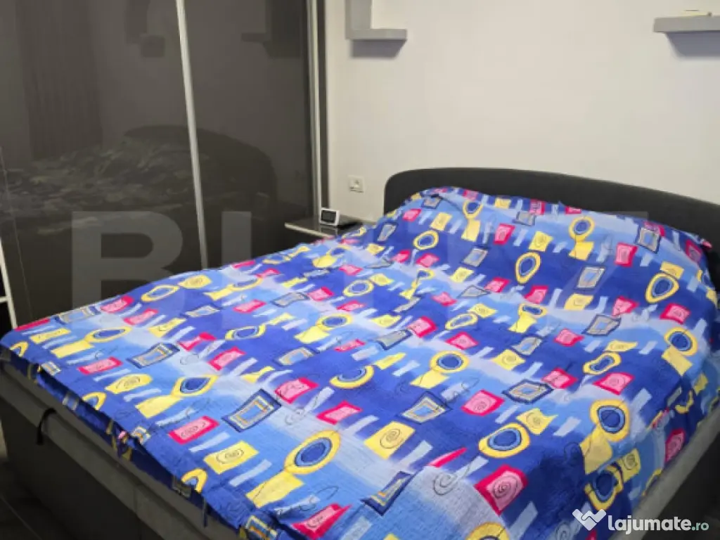 Apartament 2 camere semidecomandat, lux, zona 9 Mai 