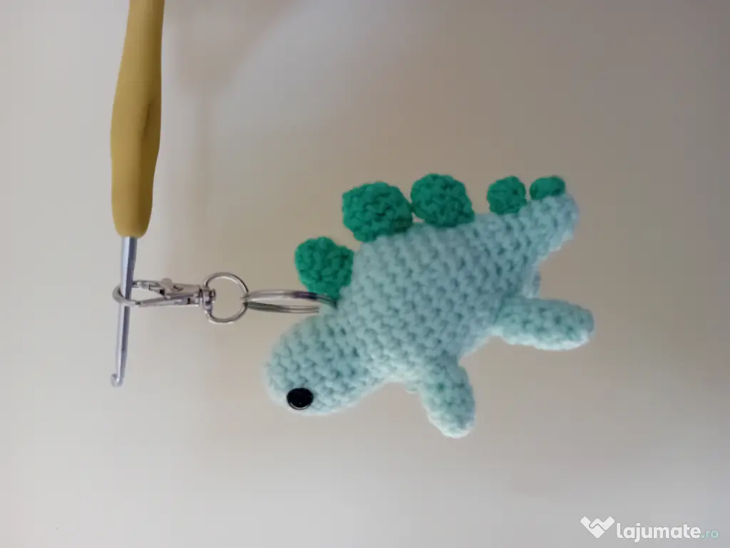 Jucarie breloc Pisicuța și Dino 