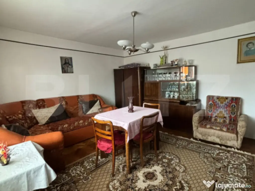 APARTAMENT CU 4 CAMERE ,LANGA MUZEU
