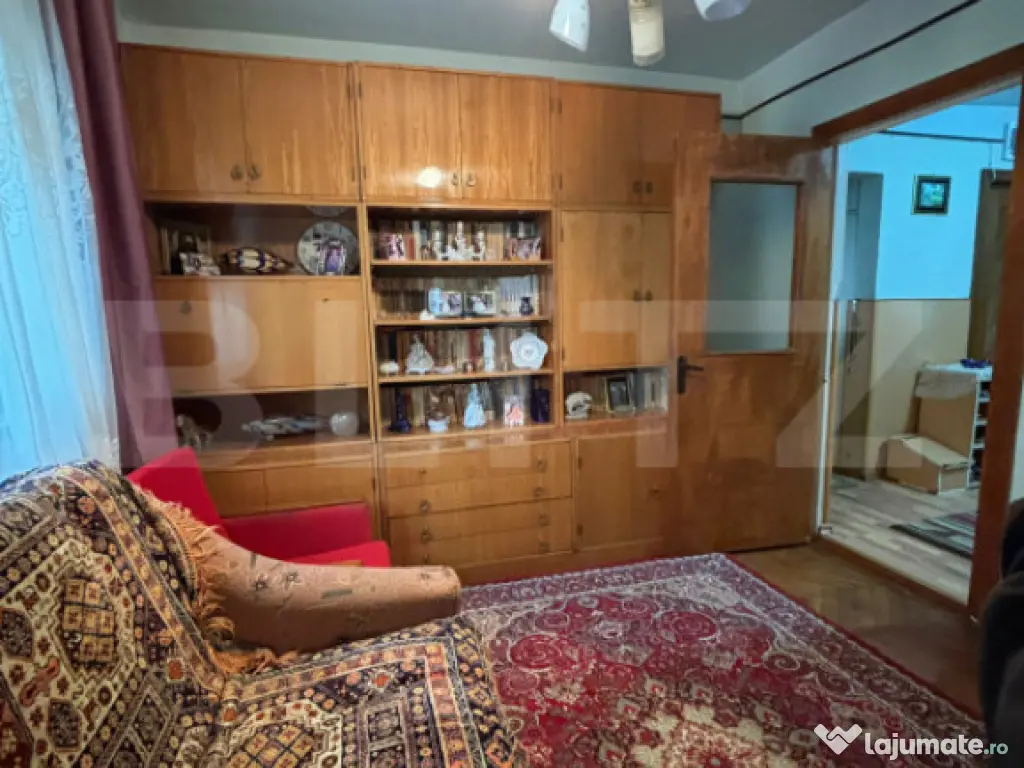 APARTAMENT CU 4 CAMERE ,LANGA MUZEU