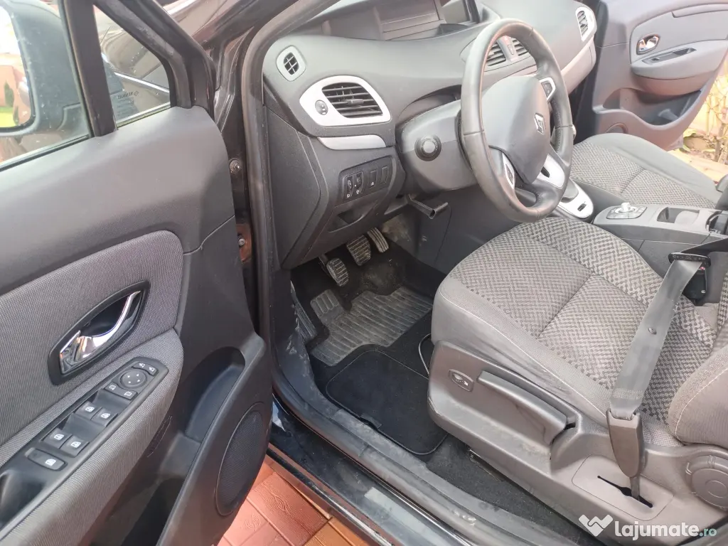 Renault Grand Scenic 1,5dci 110cp, carte de România, 7 locuri, 2011 