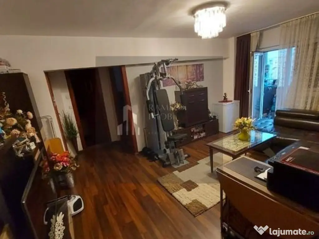 Apartament 3 camere decomandat 13 Septembrie 