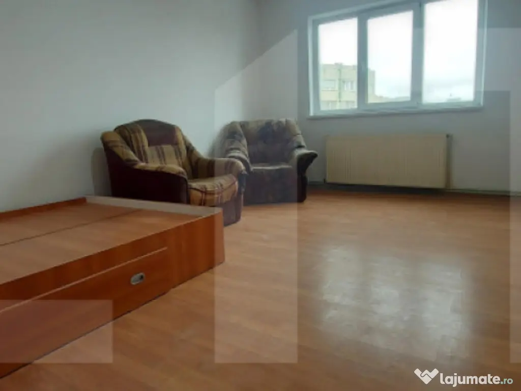 Inchiriere apartament 3 camere decomandate I Vedere superbă 