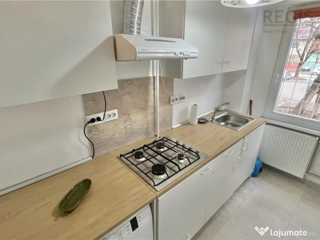 Apartament 2 camere cu parcare, zona ITC 