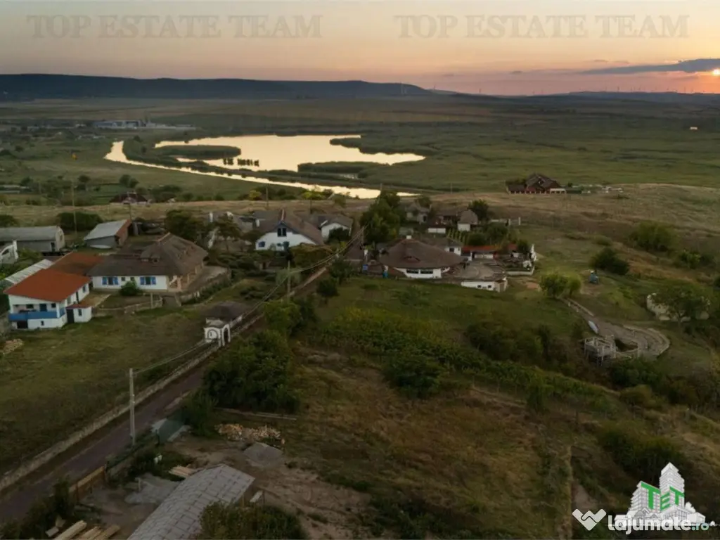 Resort Delta Dunarii | 21 camere | 18 unitati cazare | aproa 