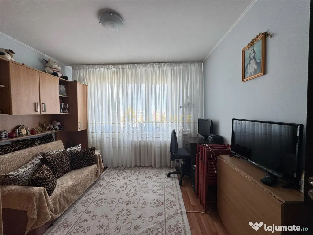 Berceni-Apartament 3 Camere-Gata de Mutare 