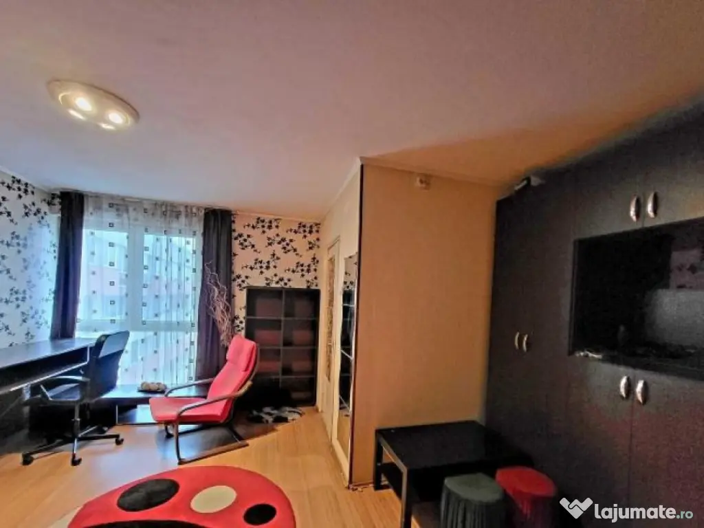 Iancului etaj 9 din 10 decomandat 