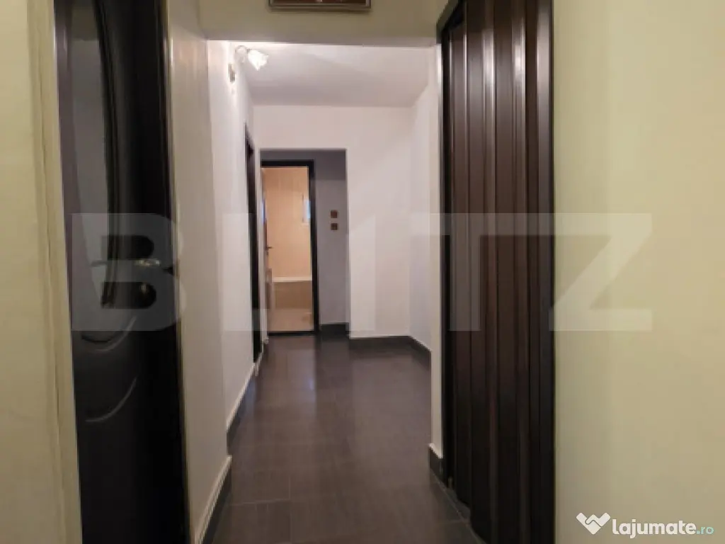 Apartament 3 camere, 65 mp, zona Soarelui 