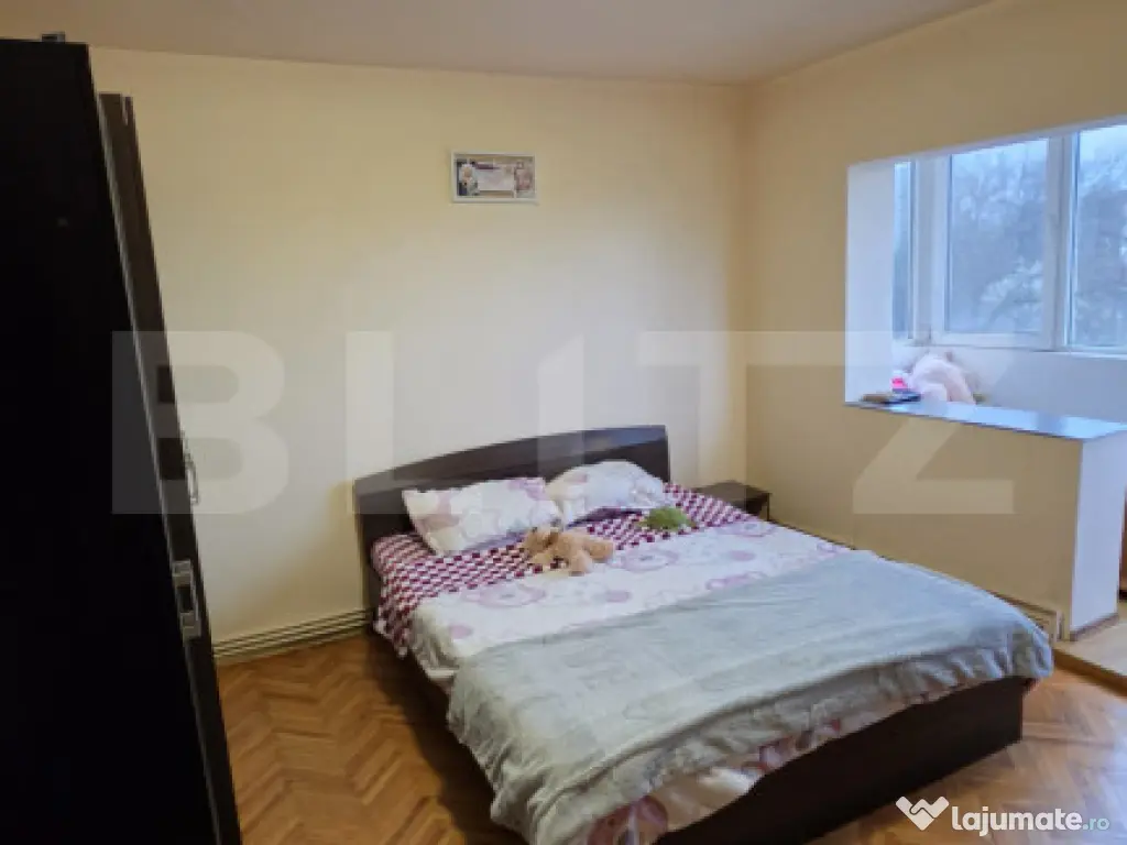 Apartament 3 camere, 65 mp, zona Soarelui 