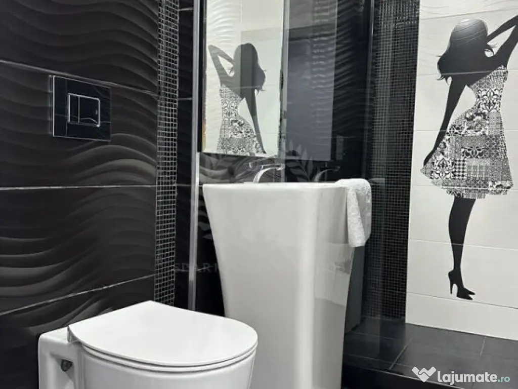 //4 CAMERE ULTRACENTRAL// 93 MP// 2 BALCOANE INCHISE//BOXA 