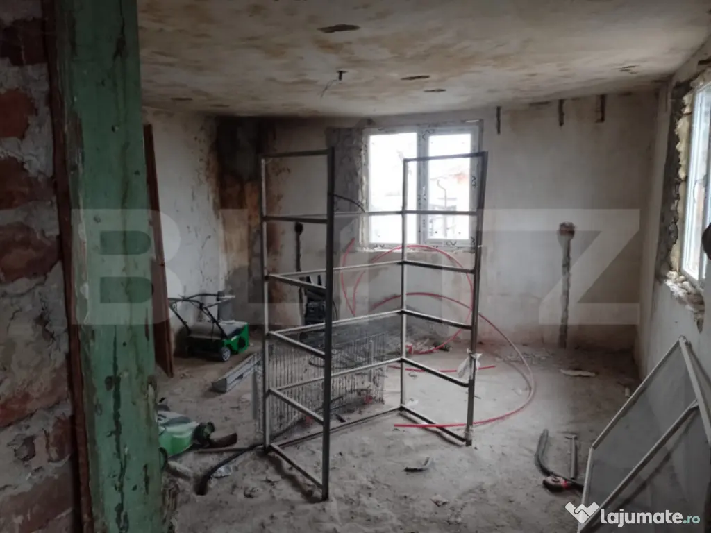 CASA cu ETAJ pt INVESTITIE in BRAZI/NEGOIESTI 
