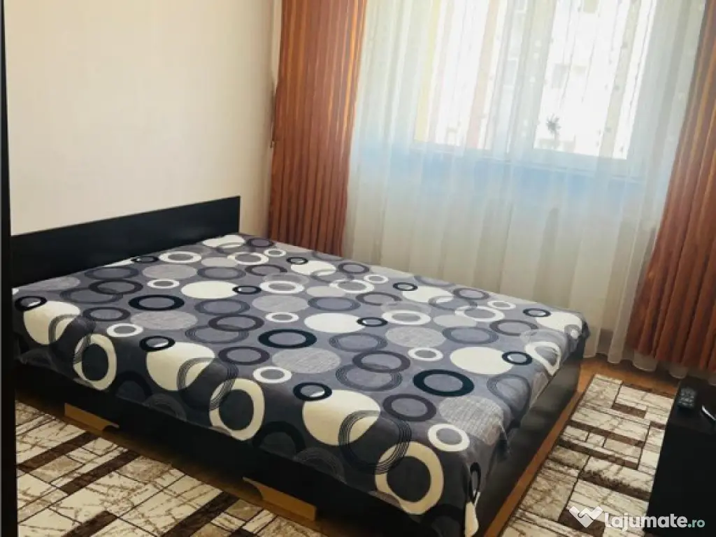Apartament 3 camere, decomandat, Bartolomeu Brasov 