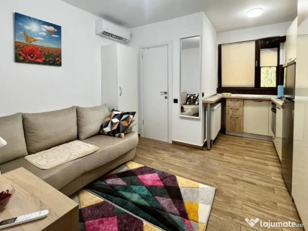 Garsoniera Metrou 1 decembrie 1918 