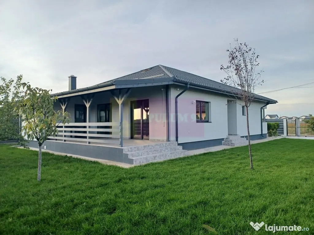 Casă 4 camere 162 mp, 115 utili, curte 505 mp, Săbăreni 