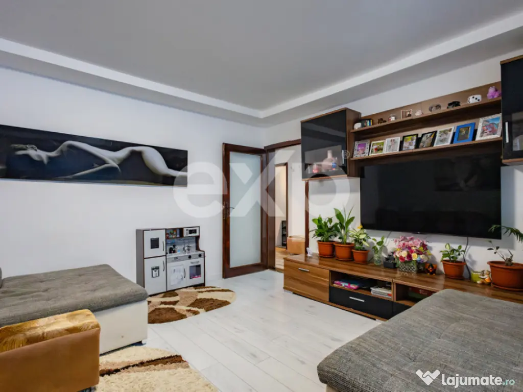 De vânzare apartament 3 camere decomandate, parter, stațiu 