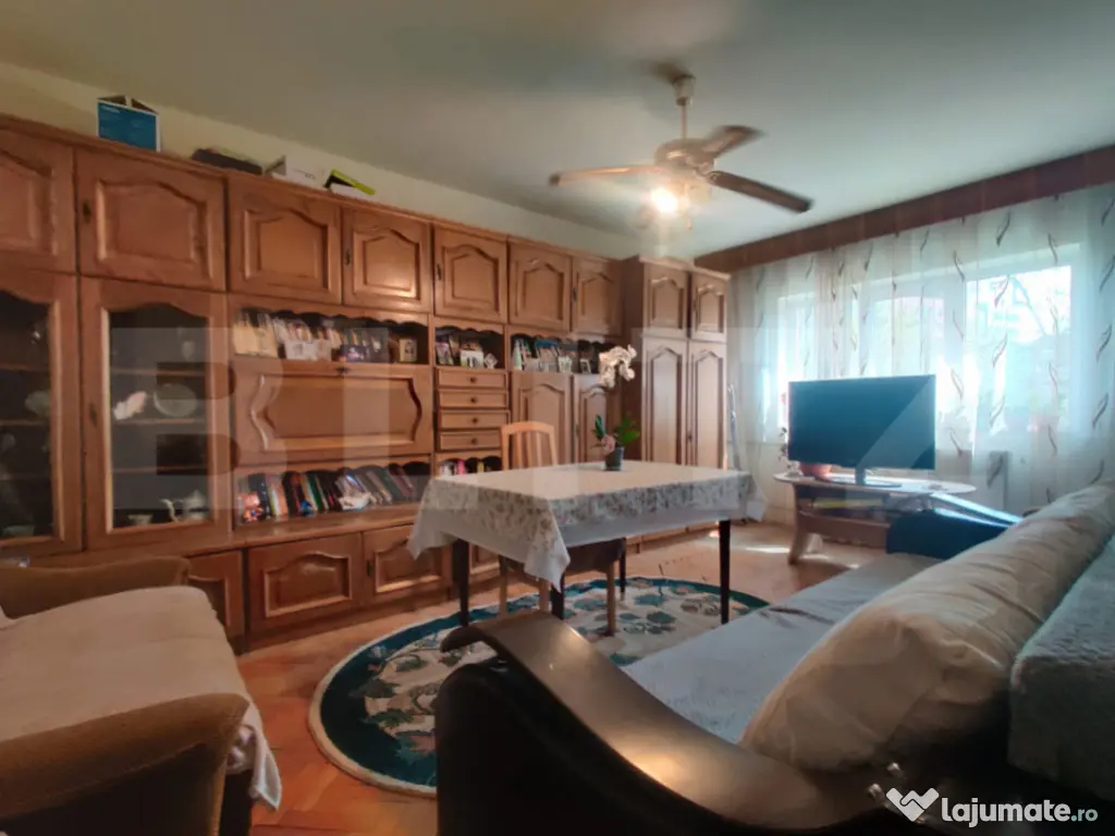 Apartament 3 camere, PB + beci, etaj 2, zona Ramada