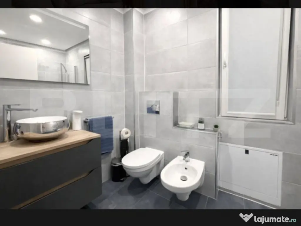 Apartament 3 camere, 66 mp, la cheie 2 bai, terasa, parcare,