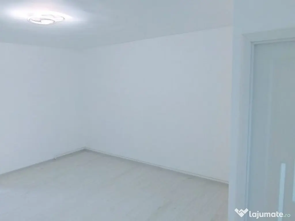 Garsoniera Noua renovata lux,59500 Euro 