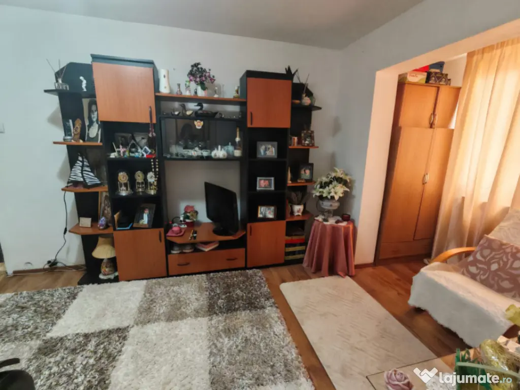 Apartament 2 camere, situat in zona KM 4-5 