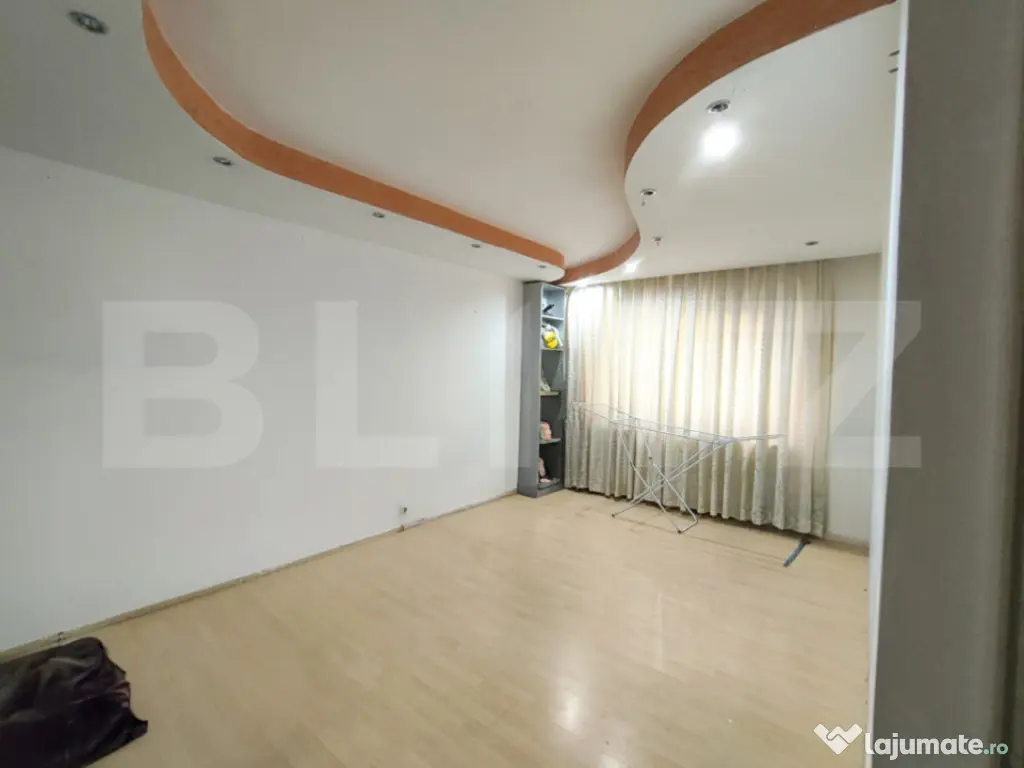 Apartament 3 camere PB, etaj 1, Rogerius/Decebal, mobilat 