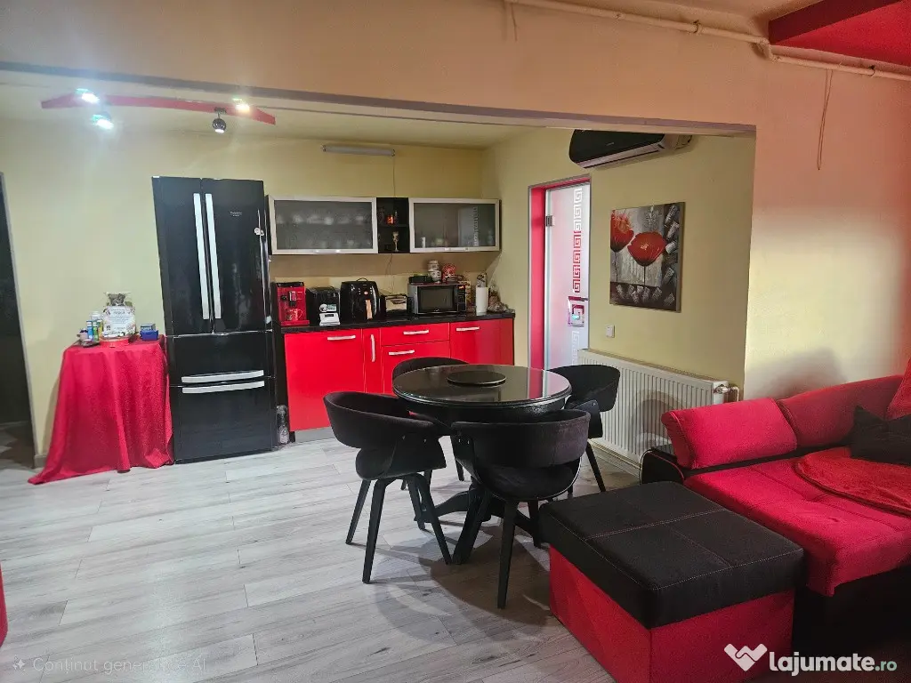 Apartament 2 camere, decomandat, living open space. 