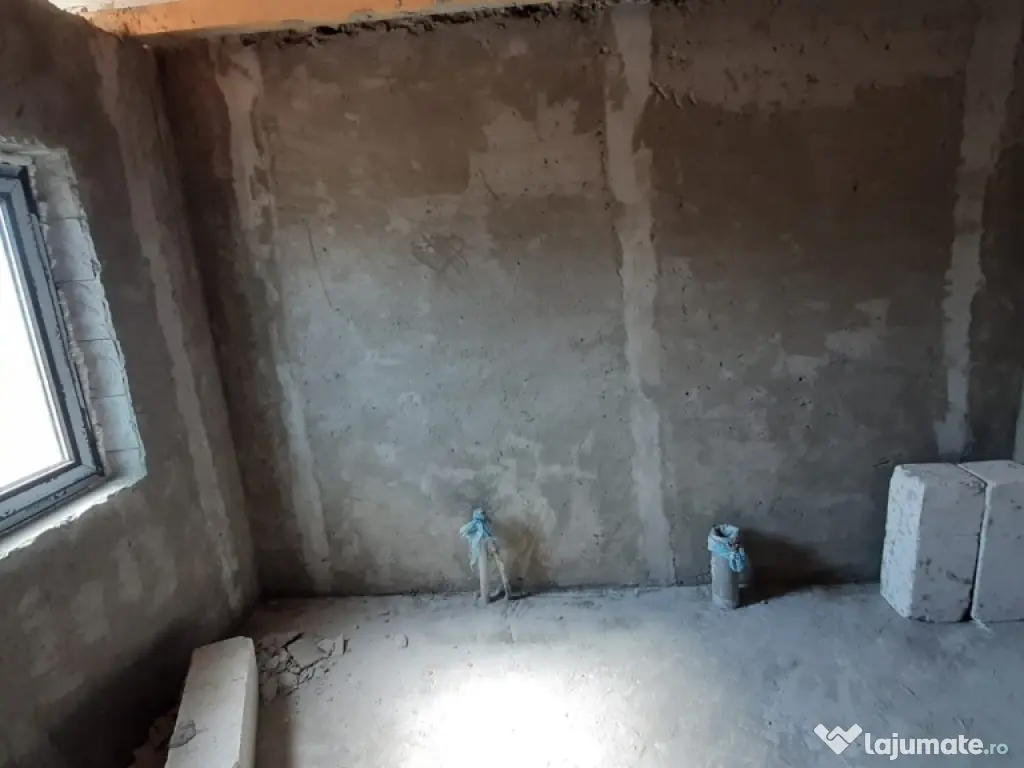 Casă + teren 1000 mp în Istria – vedere la lac sat Istria, județul Constanța 