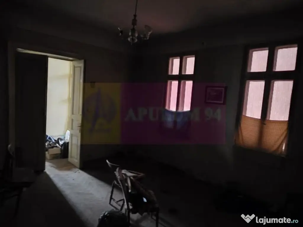 Apartament 6 camere in casa, Campina zona centrala