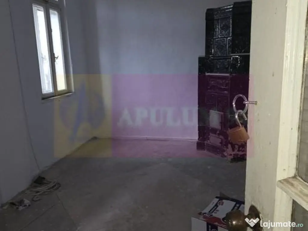 Apartament 6 camere in casa, Campina zona centrala