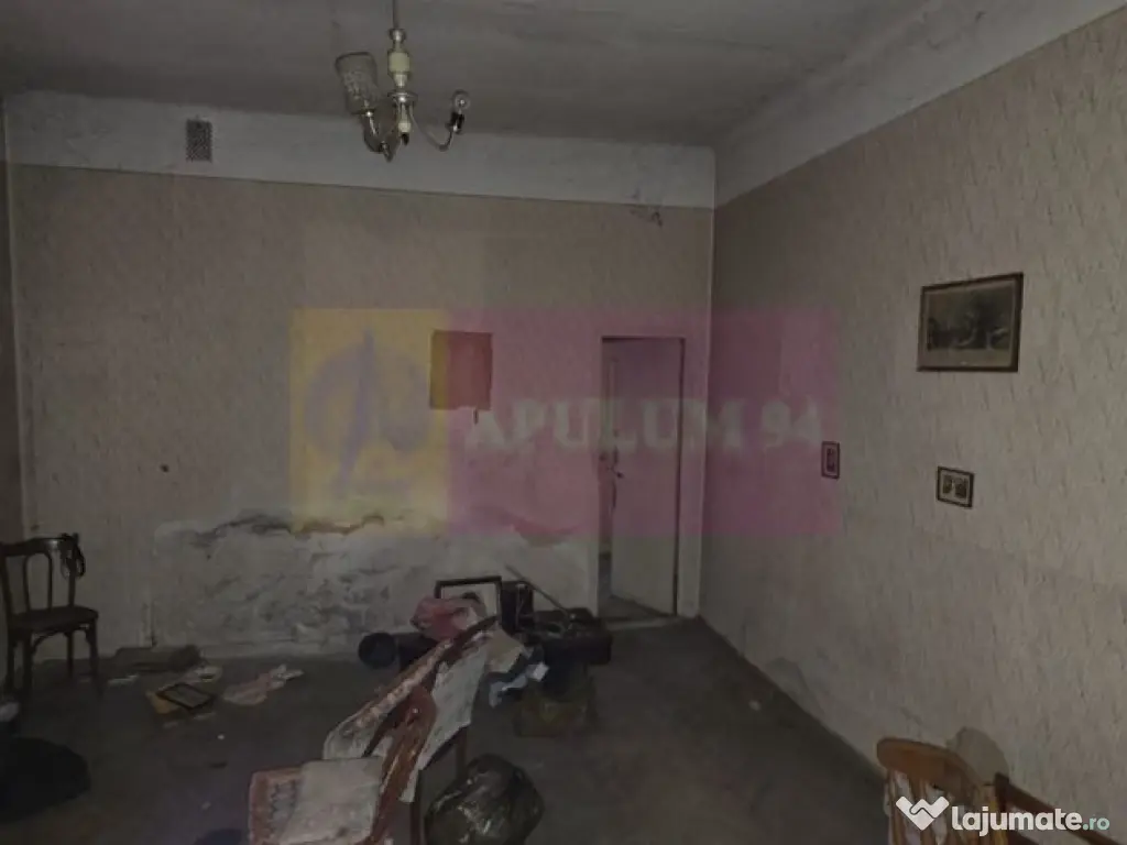 Apartament 6 camere in casa, Campina zona centrala