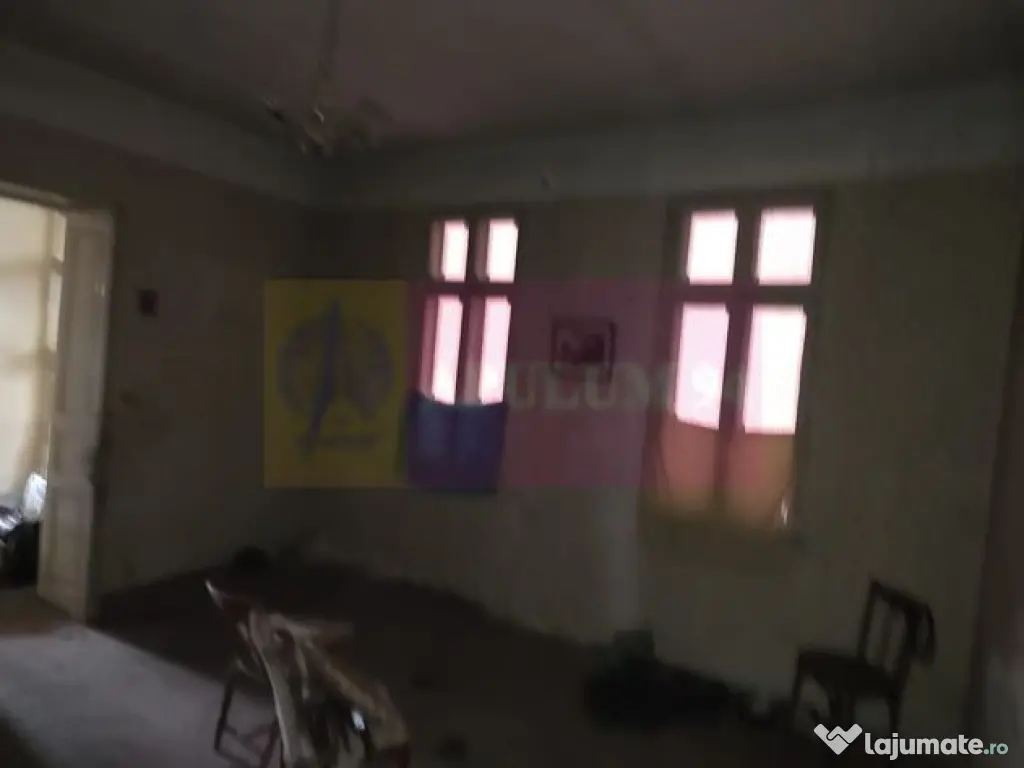 Apartament 6 camere in casa, Campina zona centrala