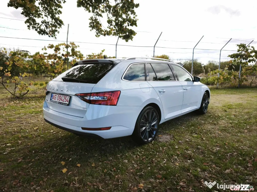 Skoda Superb 4x4 2021 DSG 200 Caii