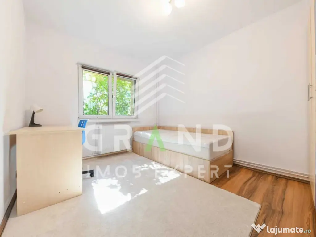 Apartament 4 camere | 2 Balcoane | 2 Bai | Etaj 3 | Parcare 