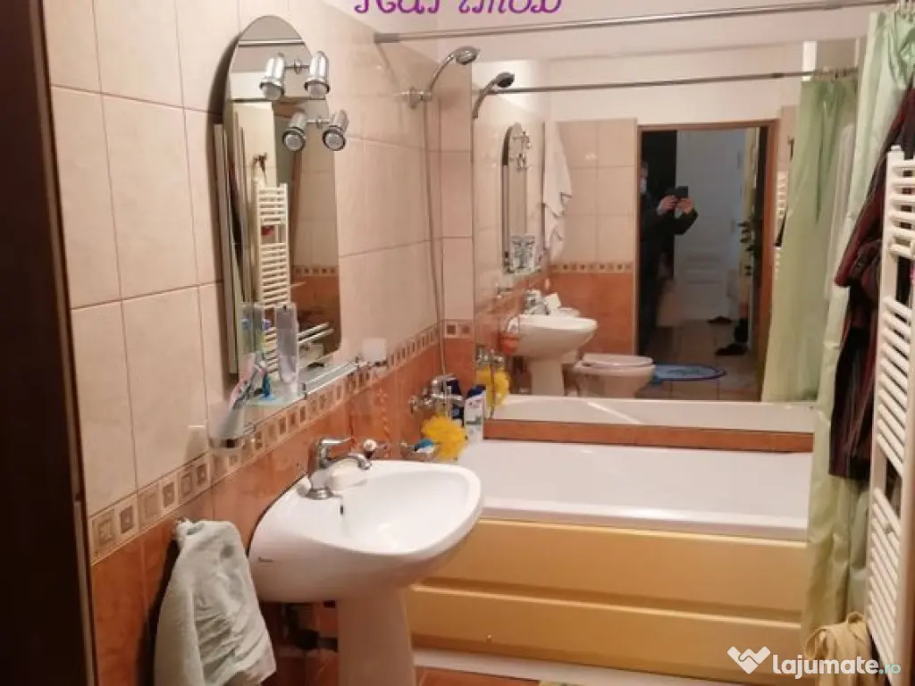 Casa si curte zona centrala 