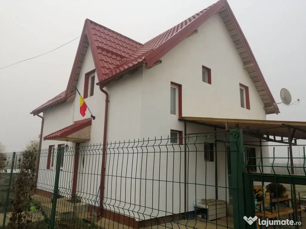 Loturi de teren pentru constructii de case in Paradise Valey