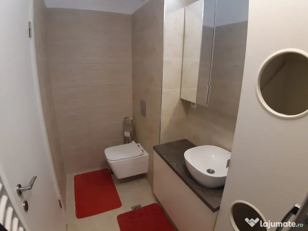 Dristor,Ap.3 cam,cu loc de parcare subteran! 