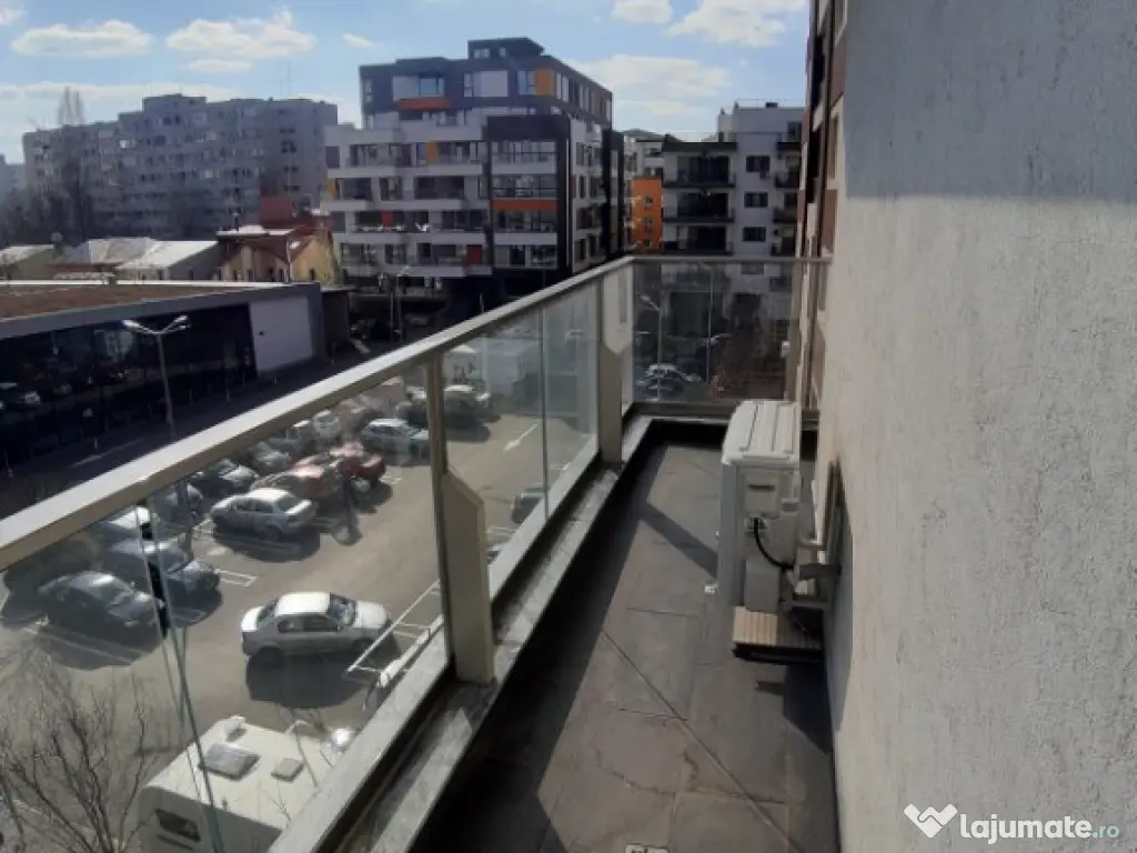 Dristor,Ap.3 cam,cu loc de parcare subteran! 