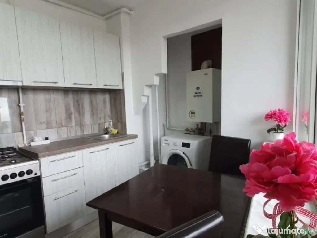 ULTRACENTRAL 2 camere renovat mobilat utilat la 93000 euro 