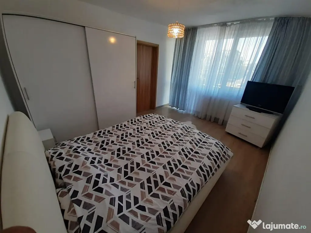 ULTRACENTRAL 2 camere renovat mobilat utilat la 93000 euro 